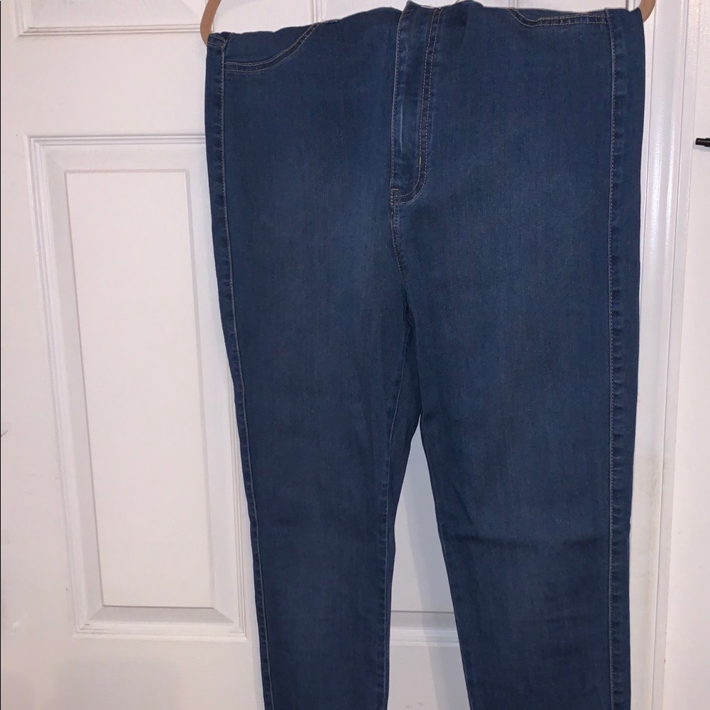 Fashion Nova- High Waisted Jeans